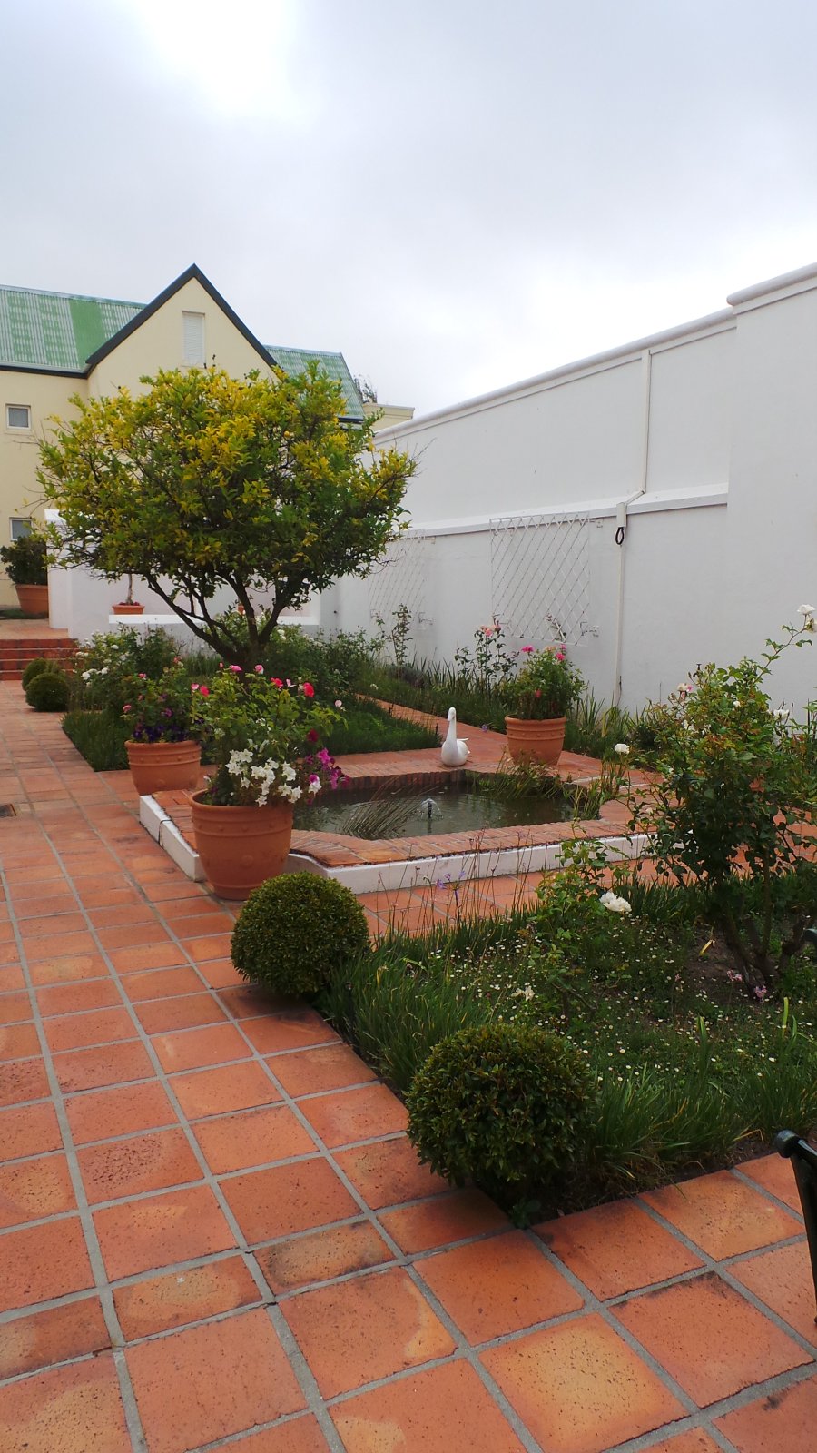 Courtyard Hotel28
